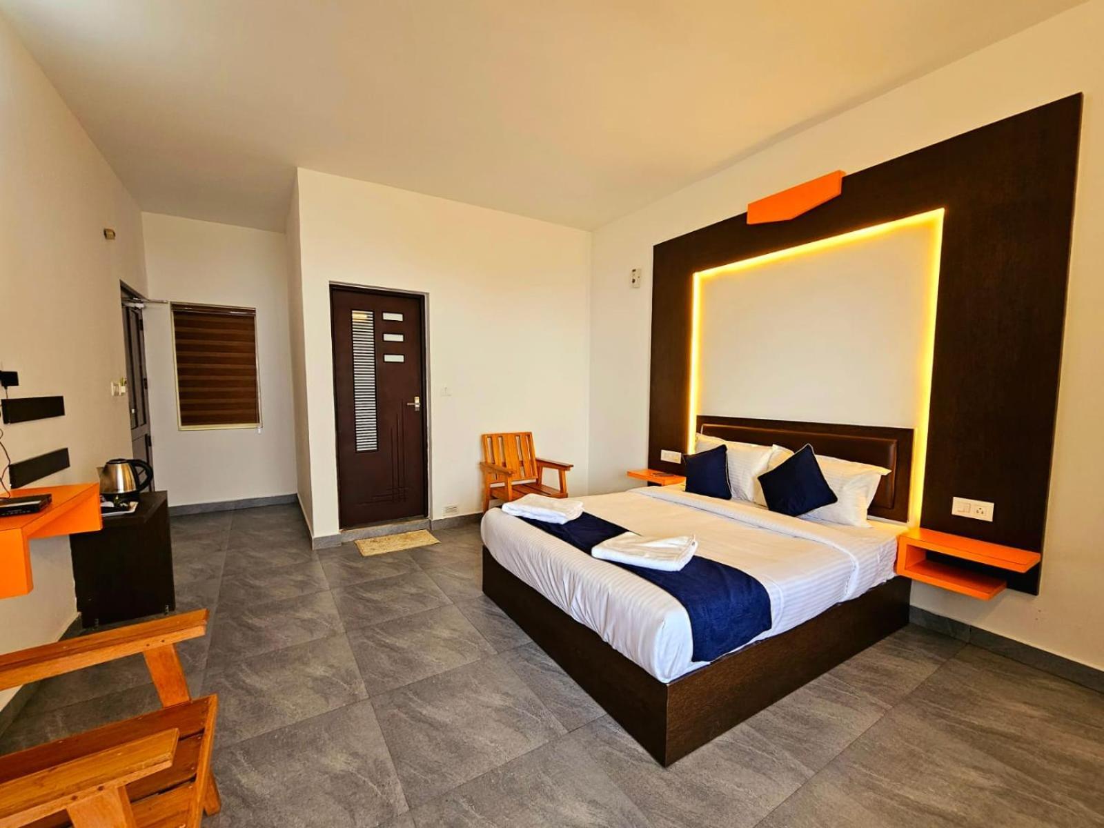 Rock And Mist Munnar Bed & Breakfast Devikolam ภายนอก รูปภาพ