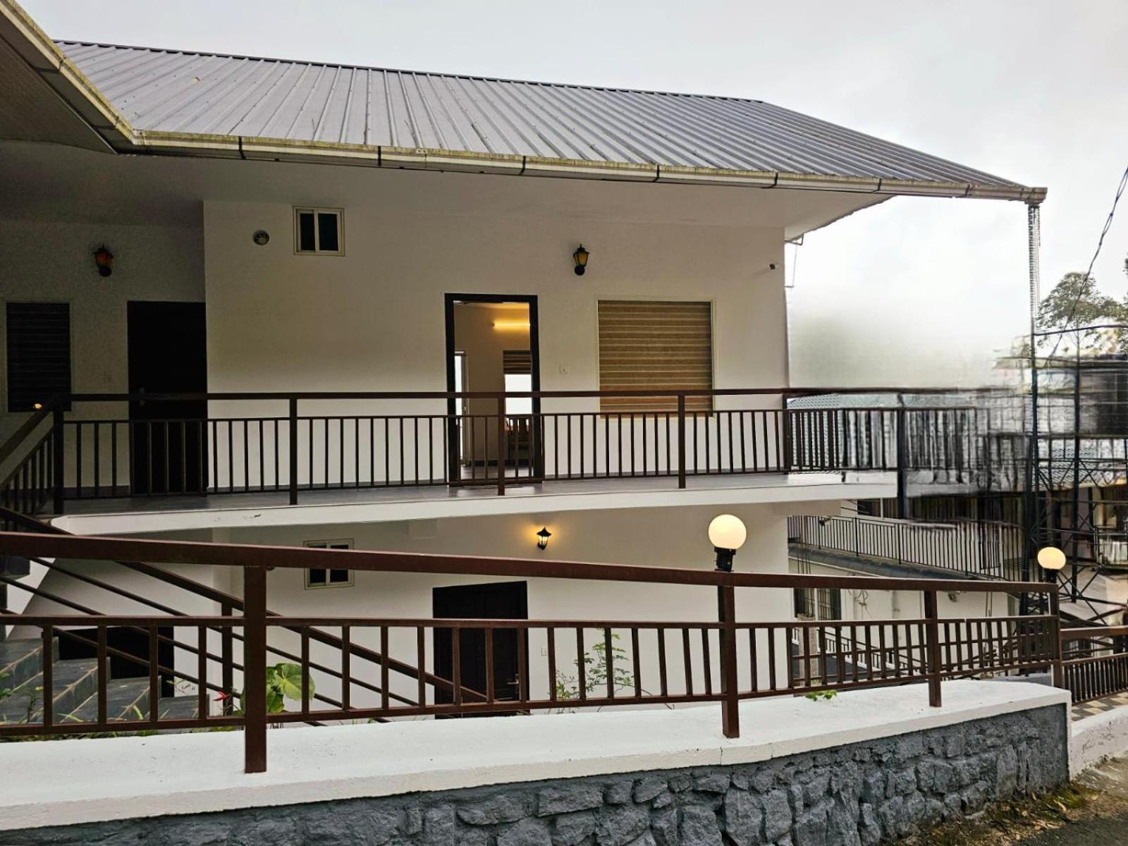Rock And Mist Munnar Bed & Breakfast Devikolam ภายนอก รูปภาพ