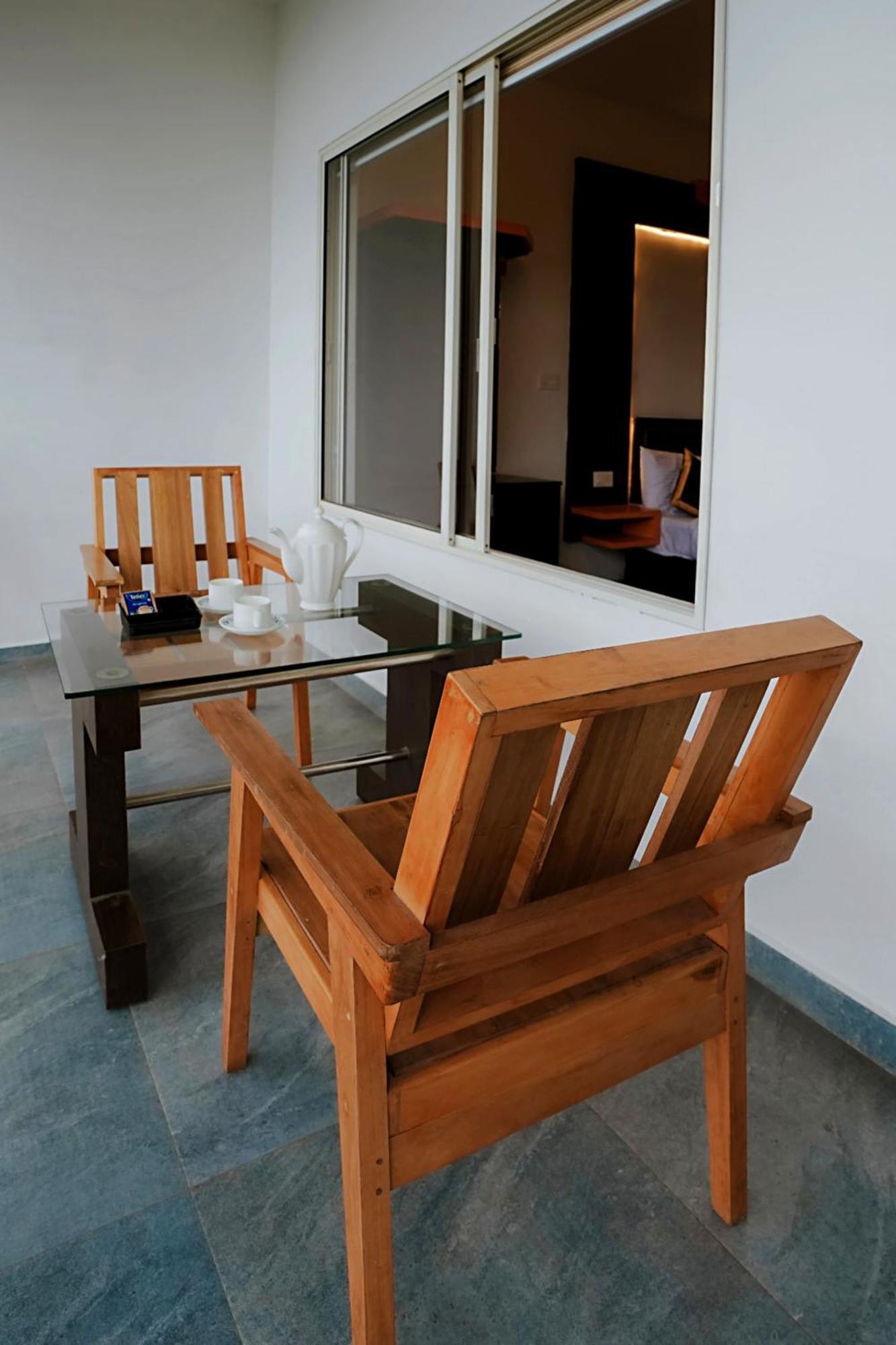 Rock And Mist Munnar Bed & Breakfast Devikolam ภายนอก รูปภาพ